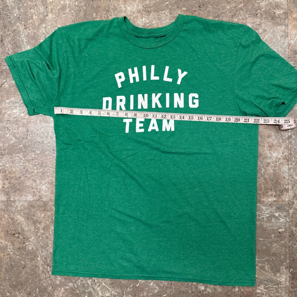 PHILLY DRINKING TEAM Men's Green T-Shirt - Picture 7 of 15